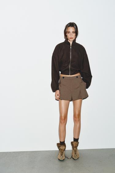 Zara PLEATED BUTTON SHORTS - Khaki