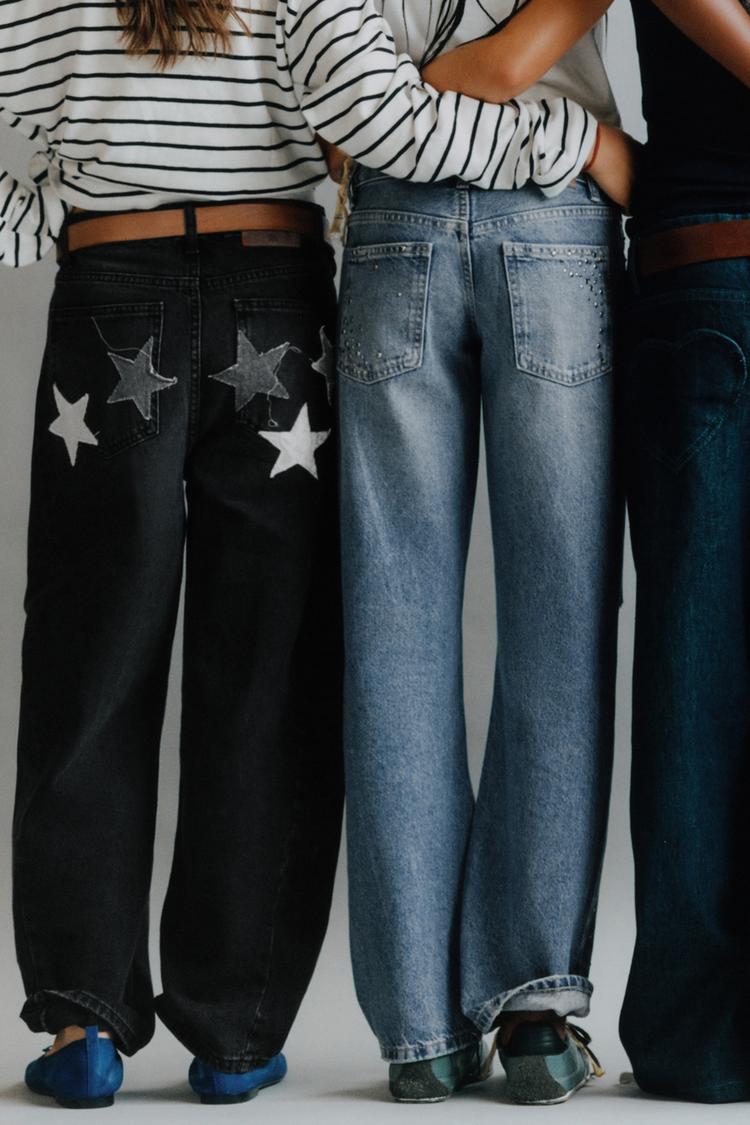 JEANS DE PIERNA RECTA CON ROTURAS Y TACHAS 2