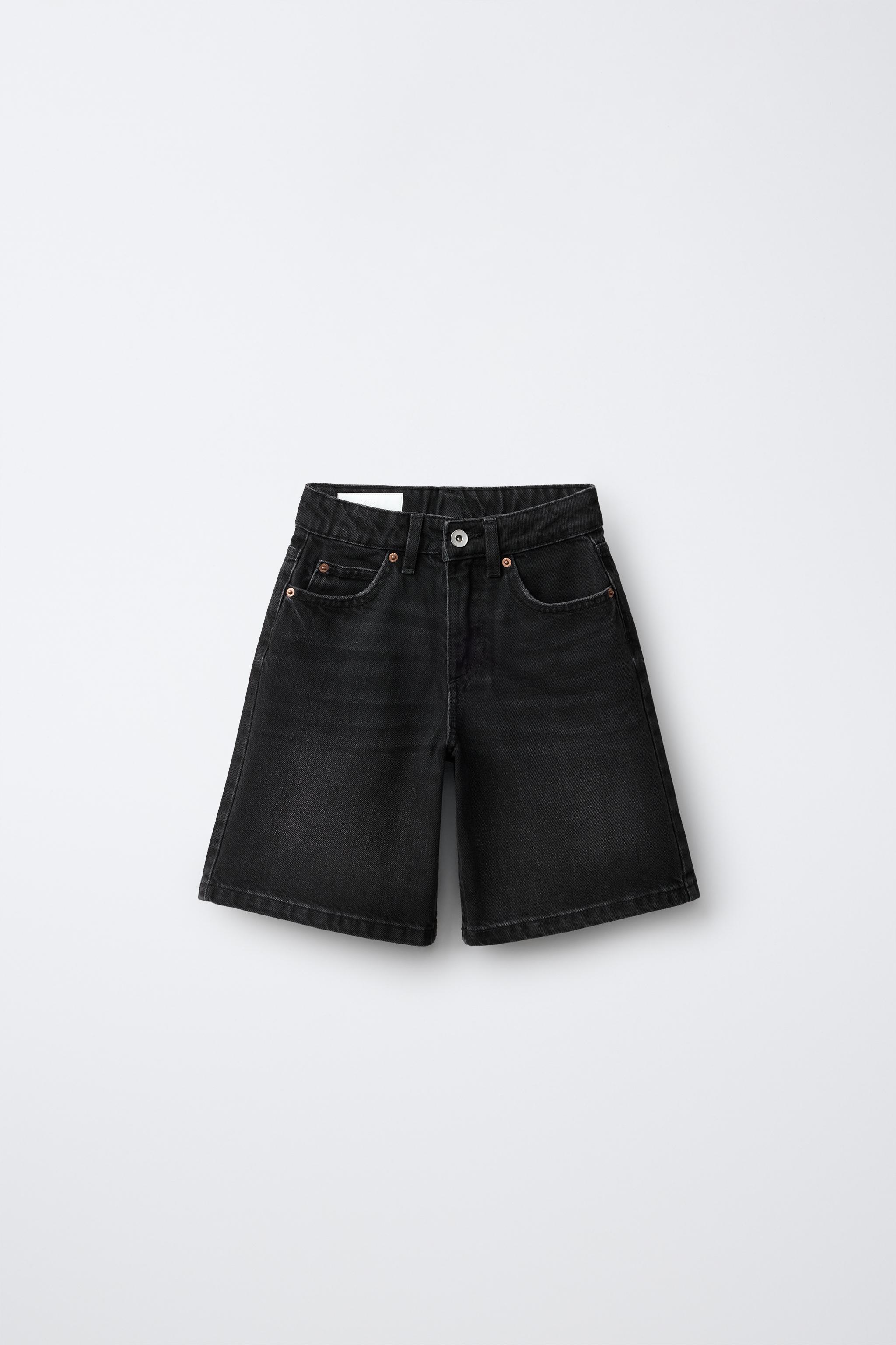 STAR PRINT DENIM SHORTS — Black