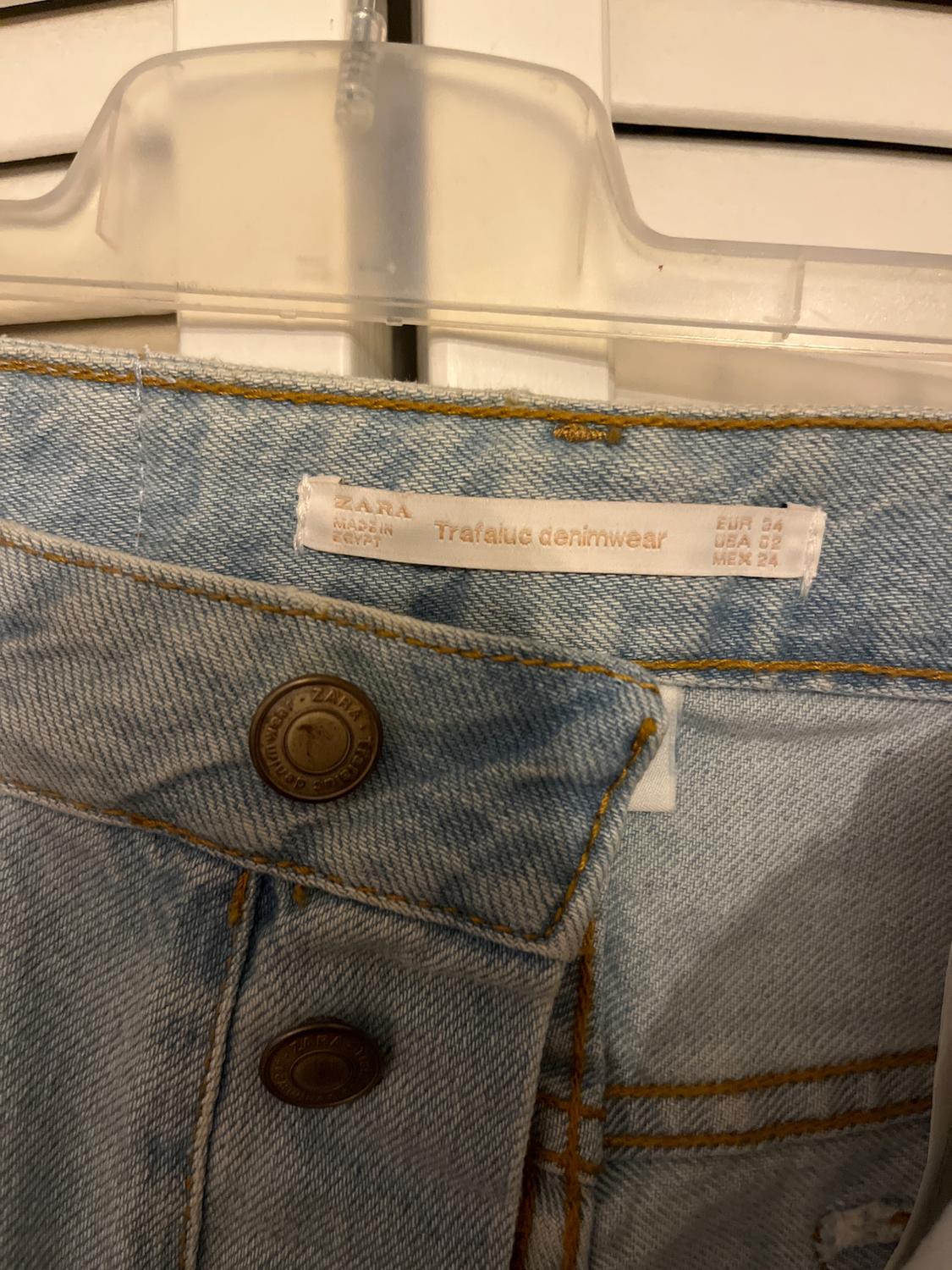HIGHRISE MICKEY MOUSE JEANS SHORT - Image 3