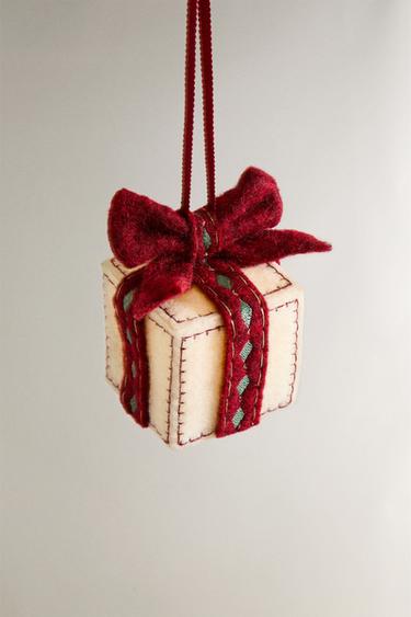 GIFT TREE LIGHT DECORATION - Oyster-white by Zara - Image 1