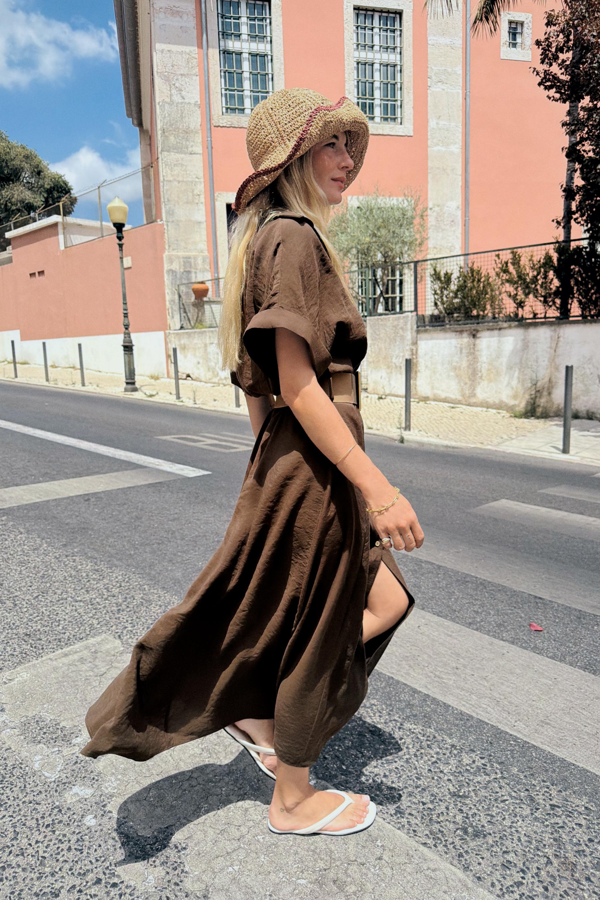 brown dress zara Flare Mini Short lace dress with a sweetheart neckline Brown Satin Dress Zara