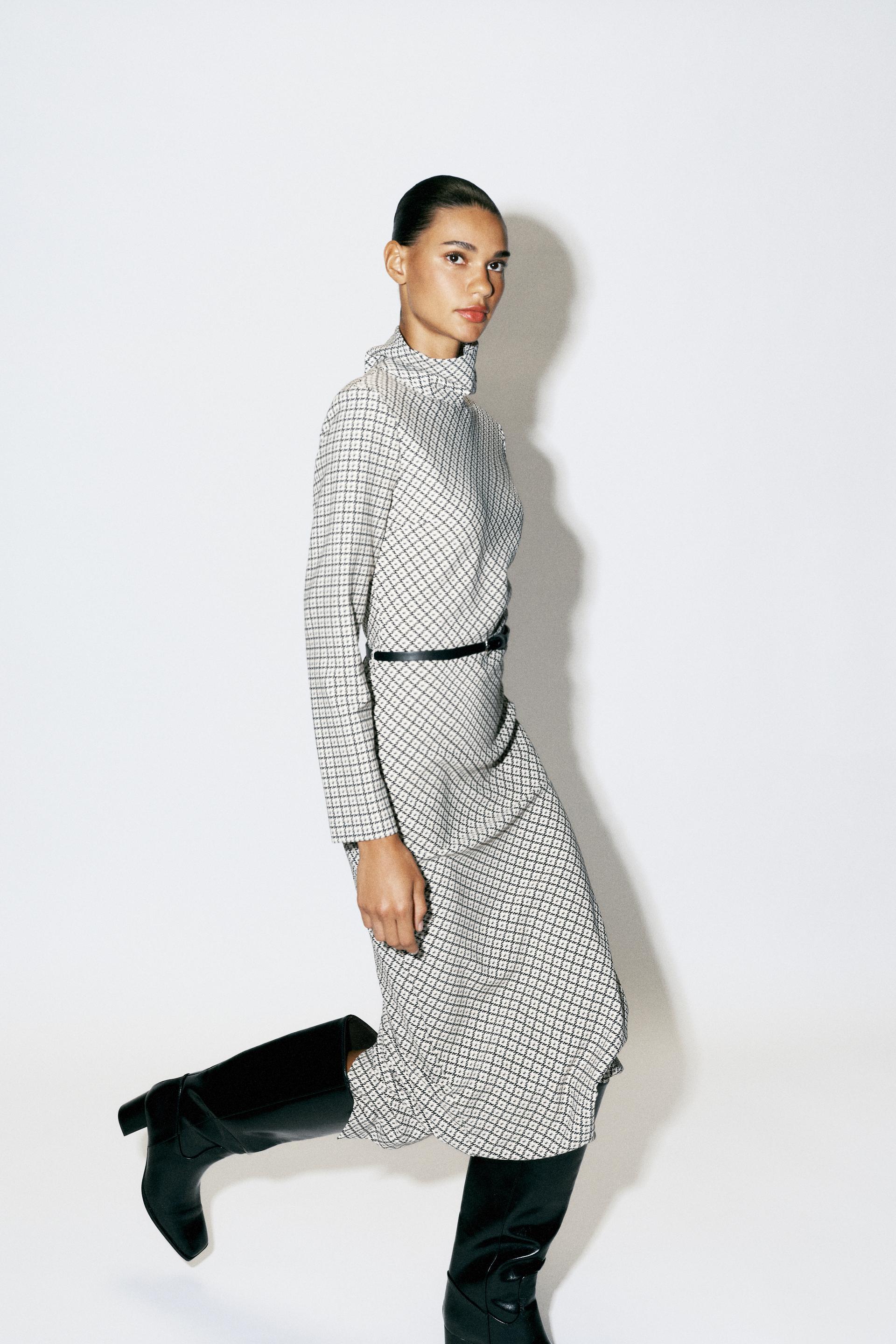 PRINTED BELTED MAXI DRESS thumbnail 5