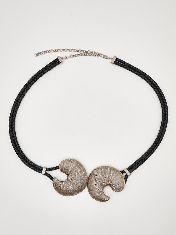 Leather belt with fossil buckle