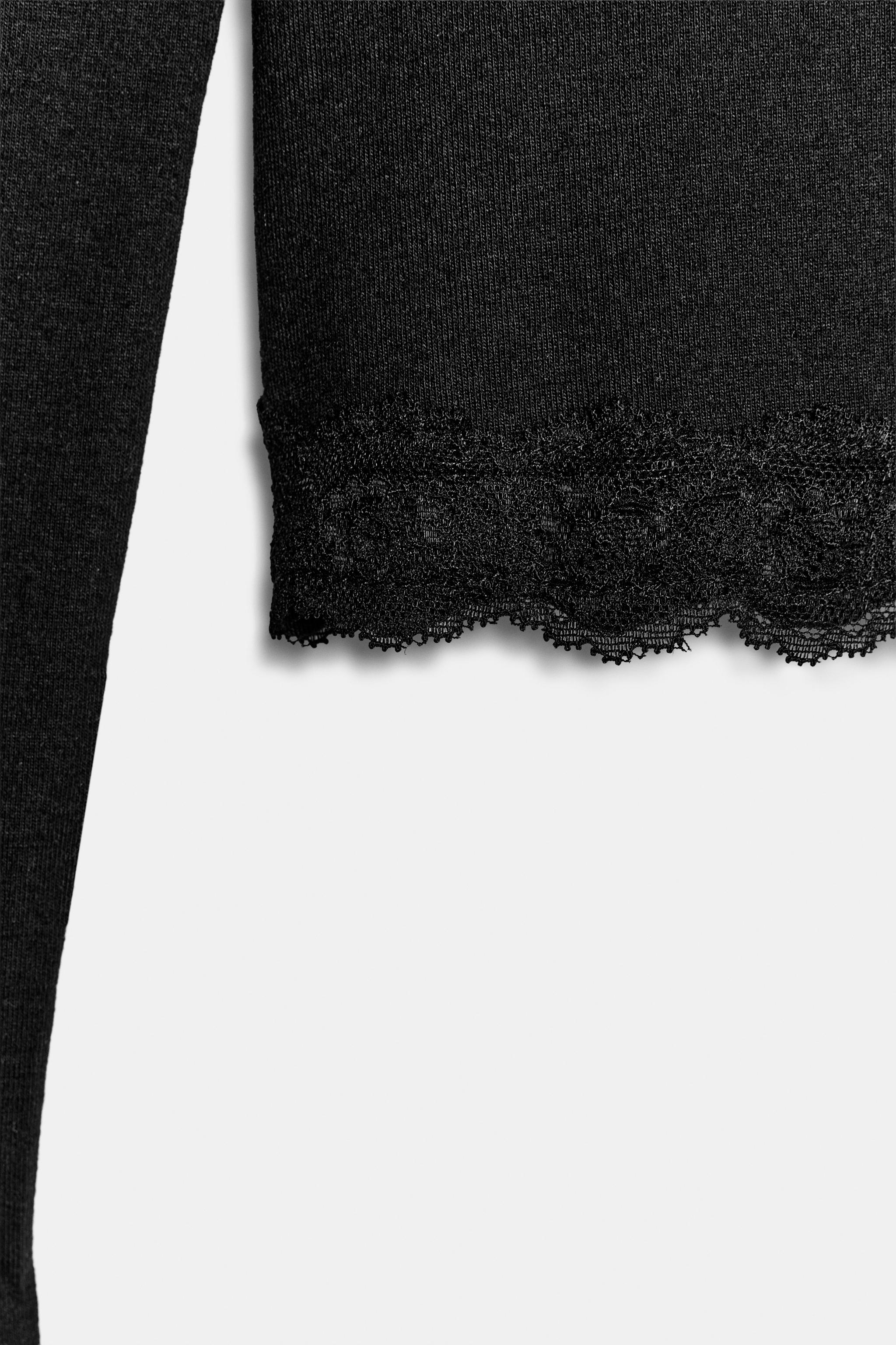 LACE BOATNECK TOP