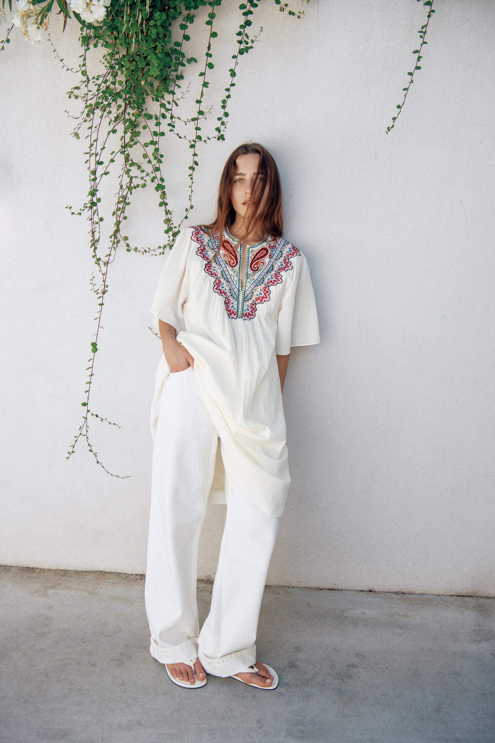 Женские платья Zara ZW COLLECTION EMBROIDERED MIDI DRESS — фото 4