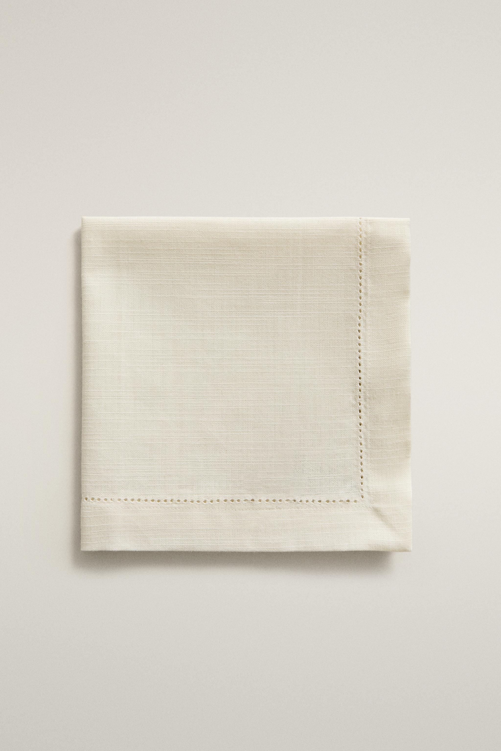 HEMSTITCHED COTTON NAPKIN