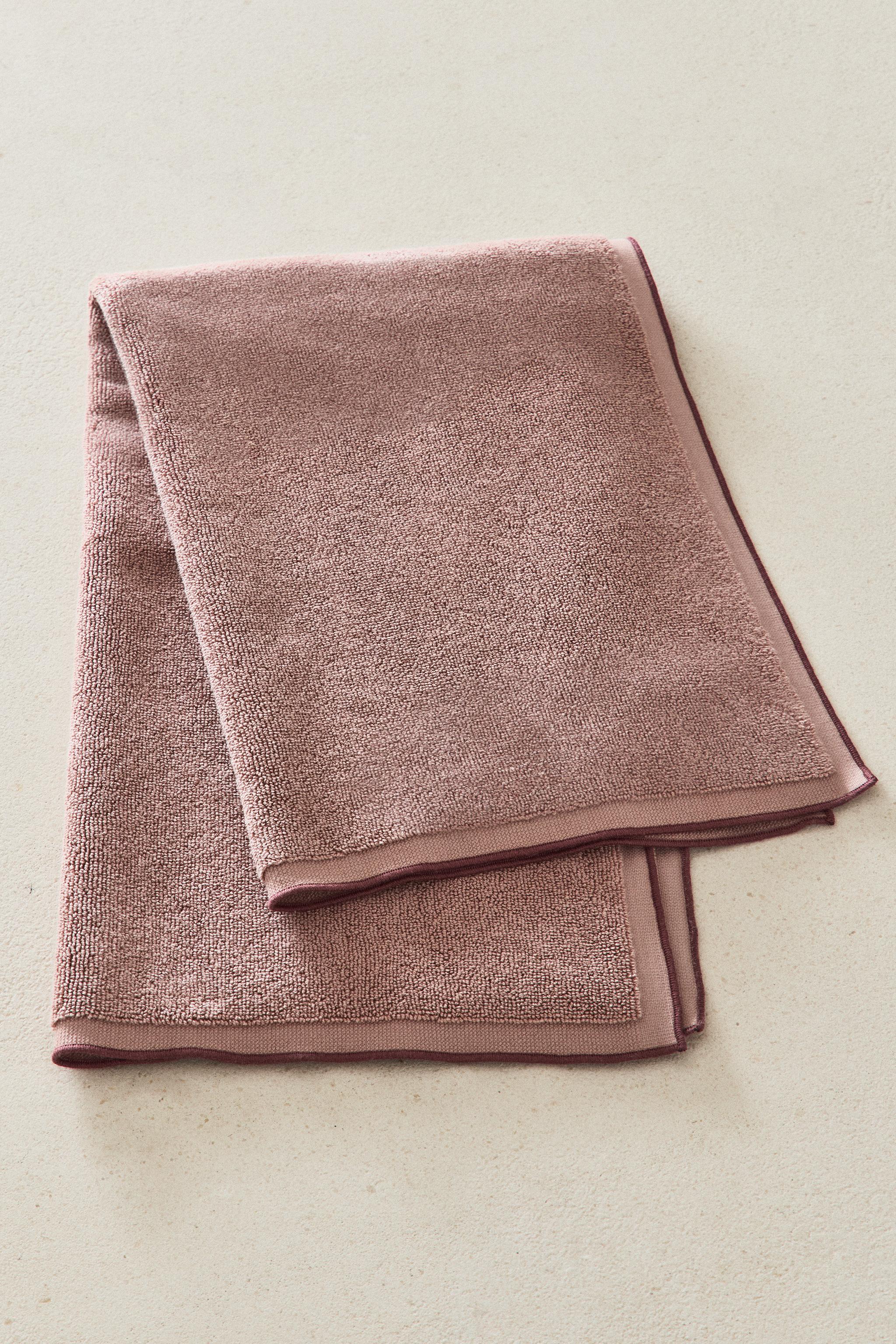OVERLOCK COTTON BATH MAT — Pale pink