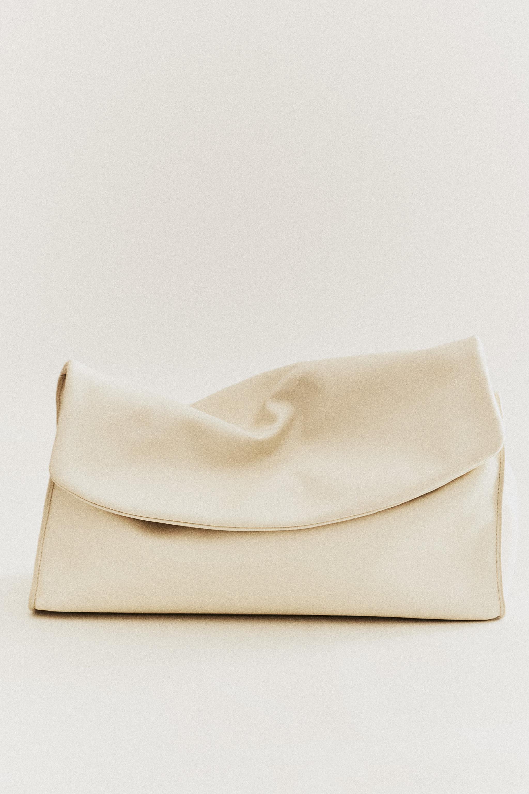 TROUSSE DE TOILETTE CUIR RABAT