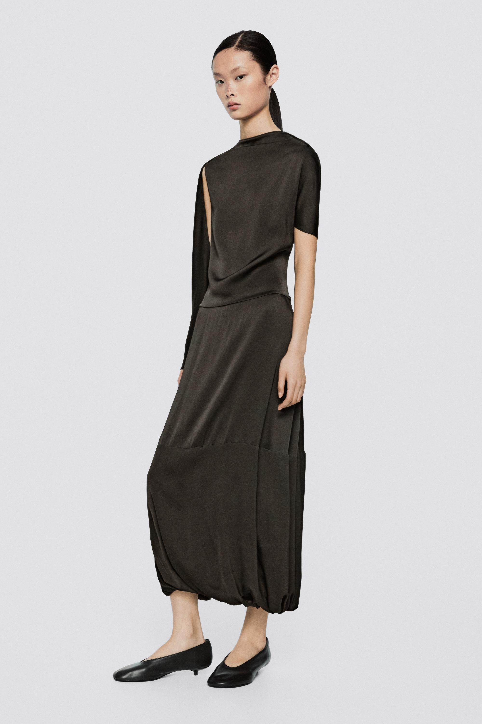 Asymmetric sleeve midi dress - LIMITED EDITION