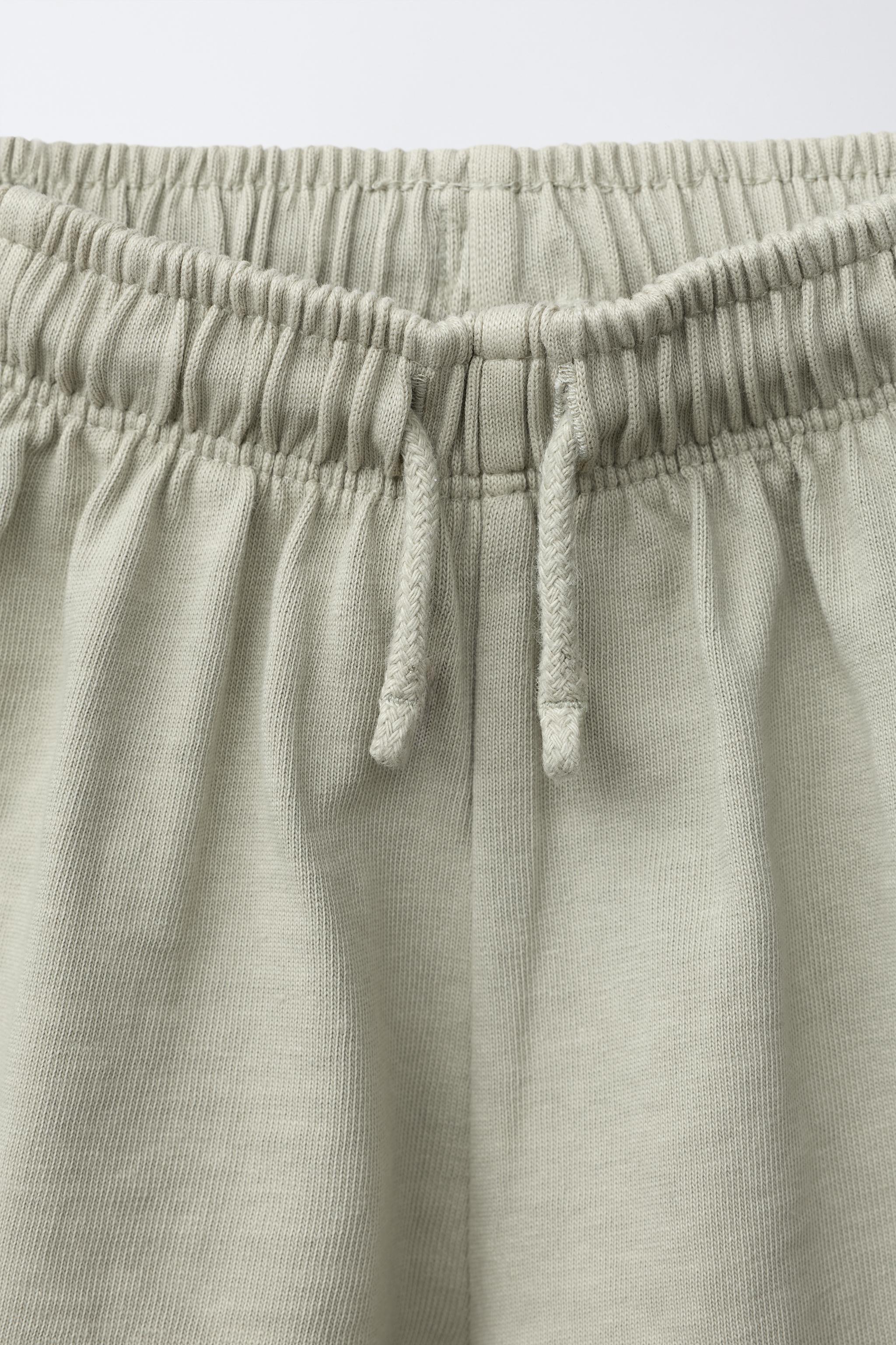 PLAIN JOGGING T-SHIRT AND SHORTS SET