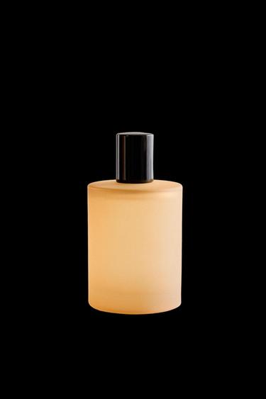 (100 ML) SILK PEONY FABRIC FRESHENER - Pale pink by Zara