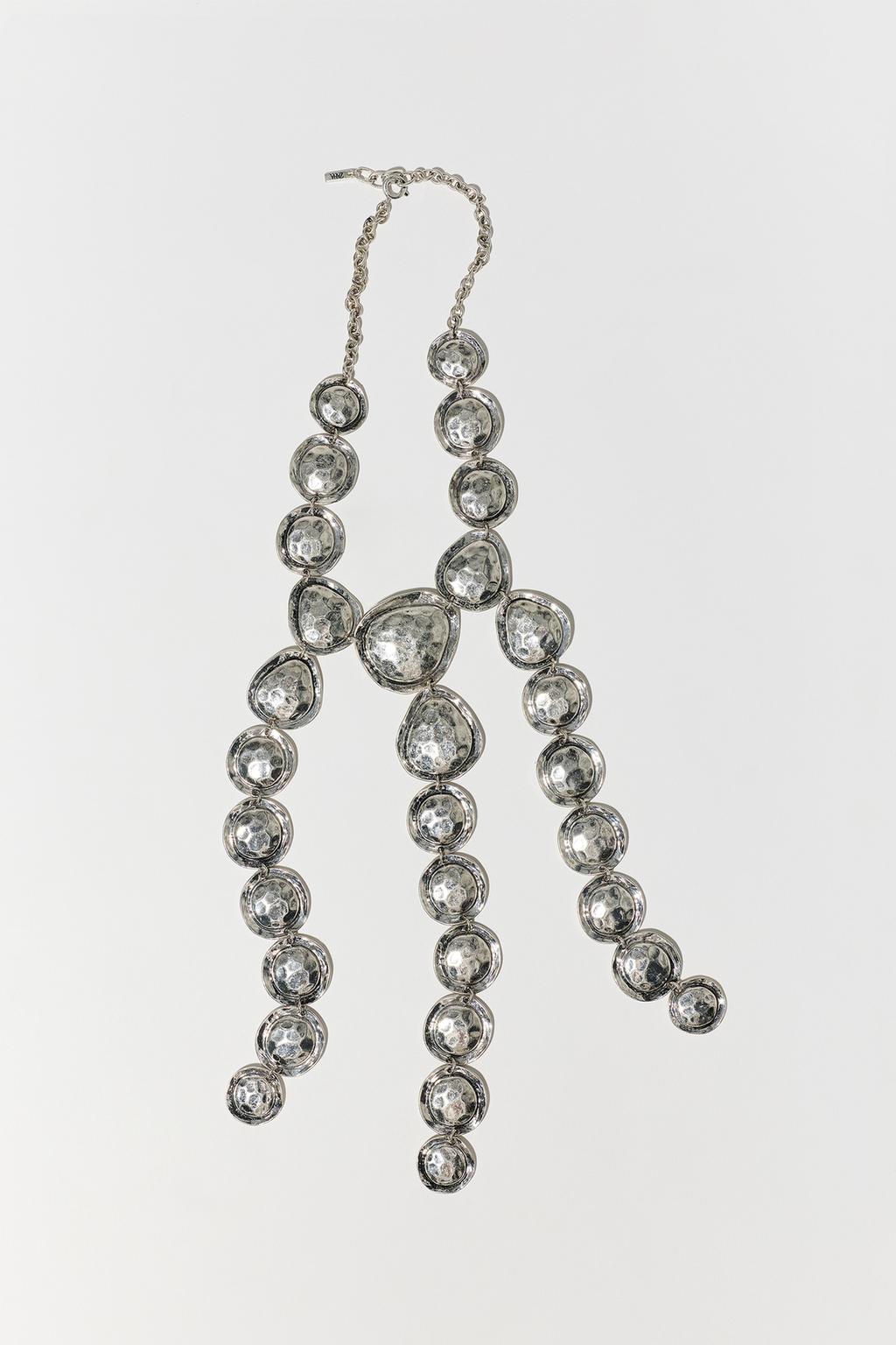 METAL PIECE NECKLACE