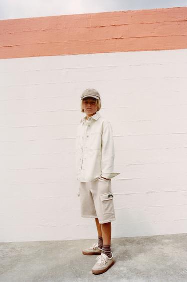 Zara 塗鴉工裝風短褲 - 裸色