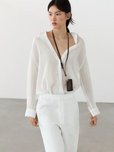 Pantalón fluido 100% lino - Blanco de Zara