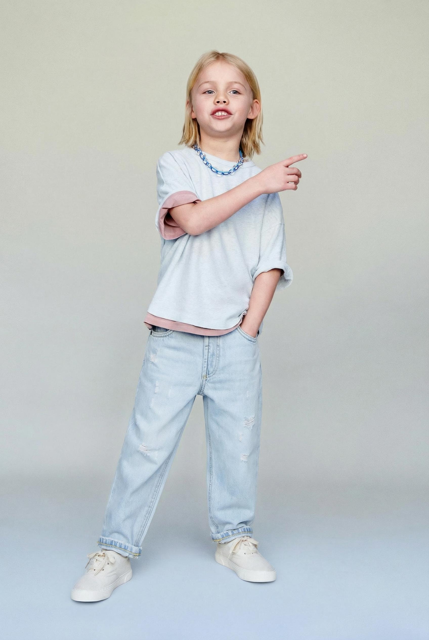 RIPPED LOW BAGGY JEANS — Light blue