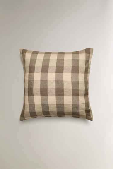 CHECKED LINEN PILLOWCASE - Brown by Zara - Image 1