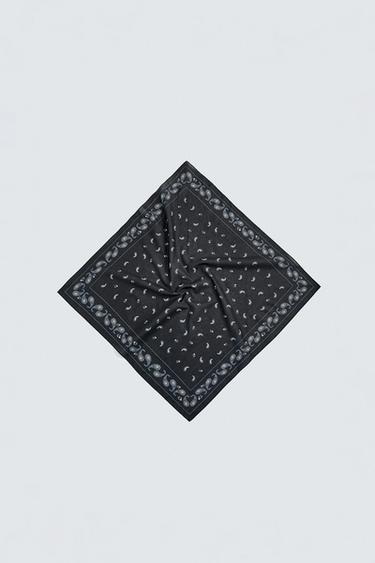 Zara BANDANA S KAŠMIRSKIM UZORKOM – Crna