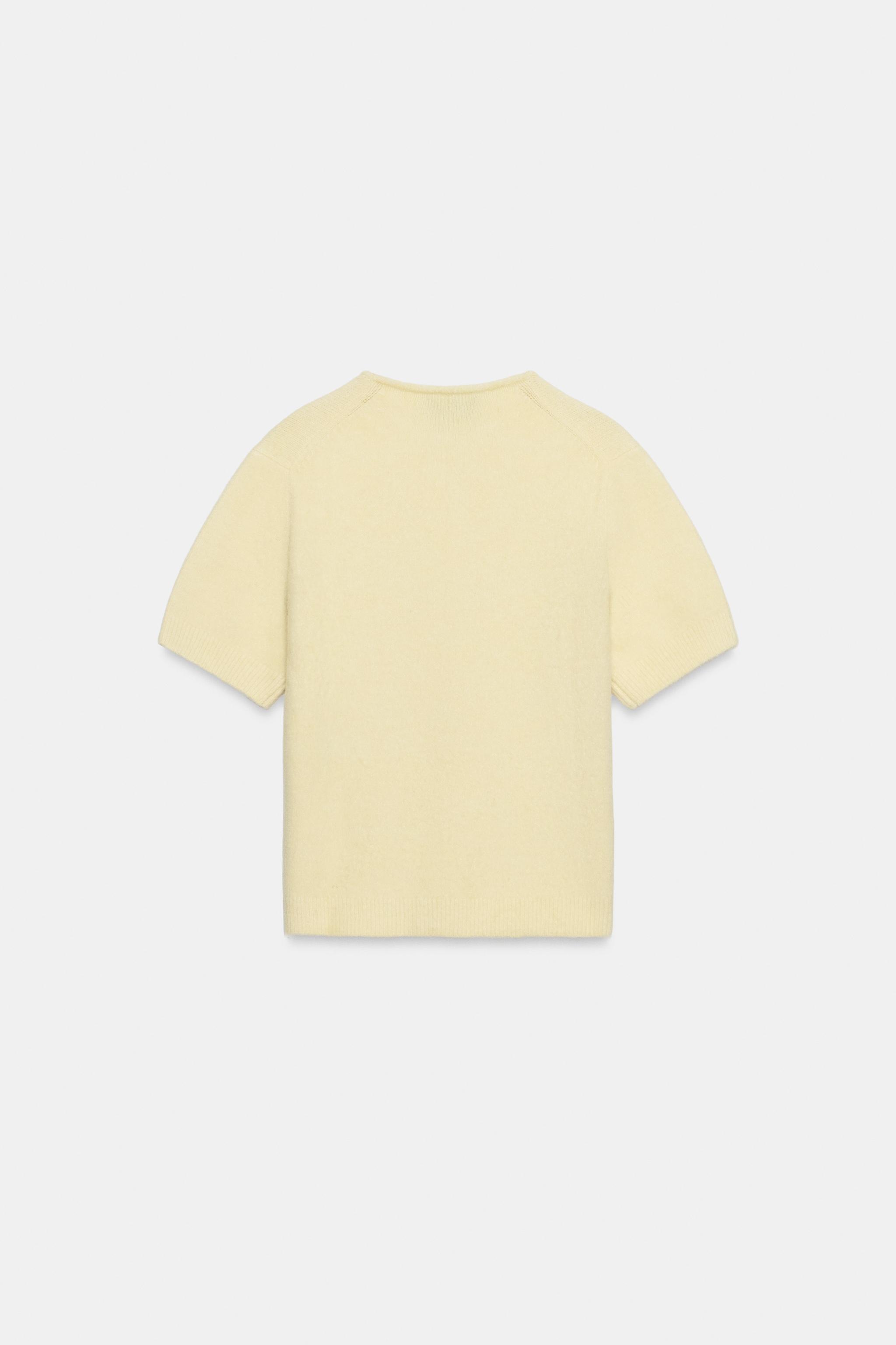 SOFT KNIT SHORT-SLEEVE JUMPER