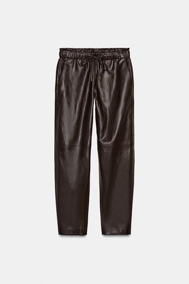 PANTALÓN EFECTO PIEL CINTURA ELÁSTICA - Marrón de Zara