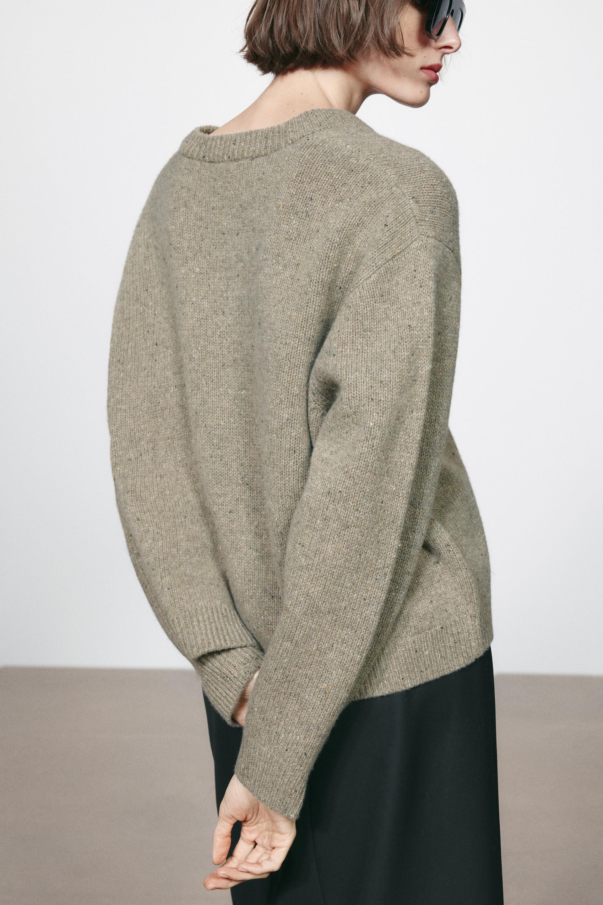 100% WOOL V-NECK SWEATER thumbnail 5