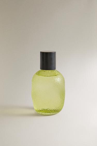 (190 ML) DEODORANTE PER TESSUTI SPRAY LIME & PEPPERMINT - Lime fosforescente di Zara