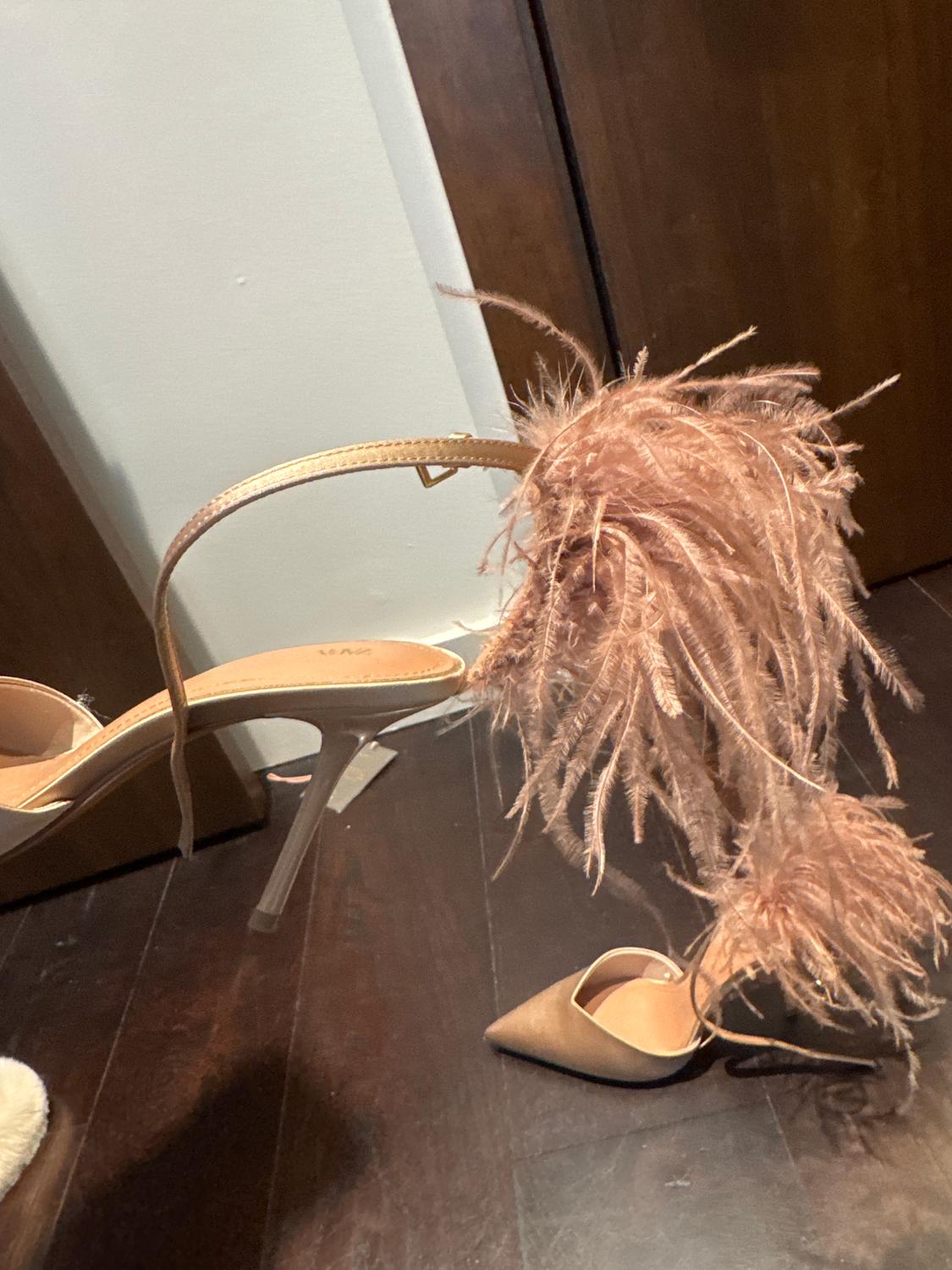FEATHER HEELS SATIN - Image 2
