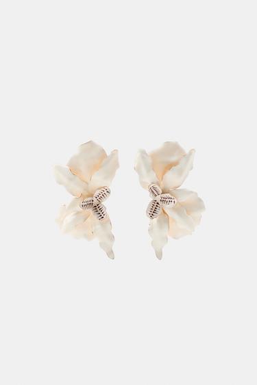 MAXI-OHRRINGE MIT FÄCHERBLUME - Cremefarben von Zara