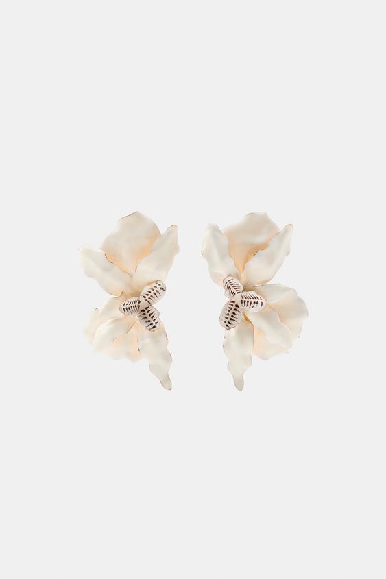 MAXI FAN FLOWER EARRINGS from Zara - $29.90