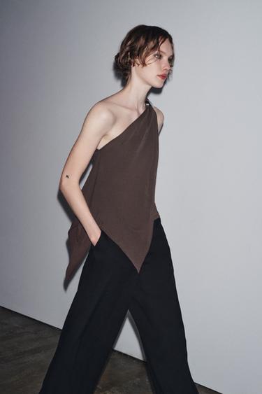 TOP EN CRÊPE ASYMÉTRIQUE - Marron de Zara - Image 1