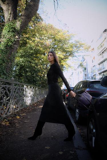 SATIN MIDI SKIRT - Black by Zara