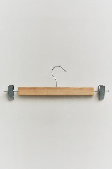 WOODEN SKIRT HANGER (SET OF 3) — Light beige 1