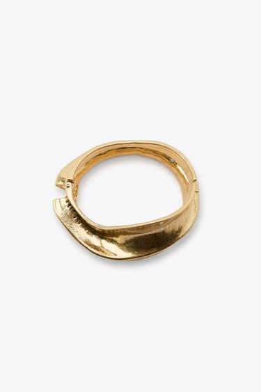BRACELET MÉTALLIQUE IRRÉGULIER - Doré de Zara