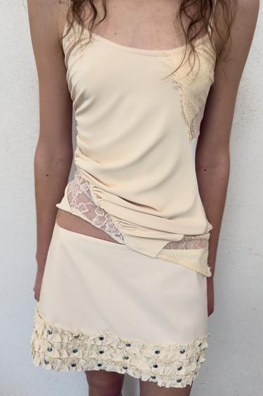 Zara RUFFLED STUDDED MINI SKIRT - Ecru