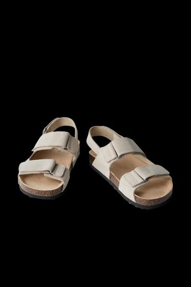 PANTOLETTE AUS VELOURSLEDER - Sandfarbe von Zara
