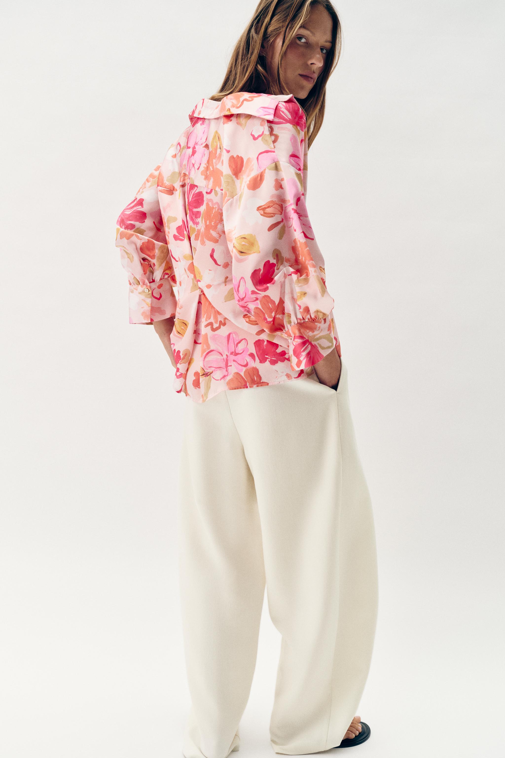 CHEMISE SATINÉE À IMPRIMÉ FLEURI