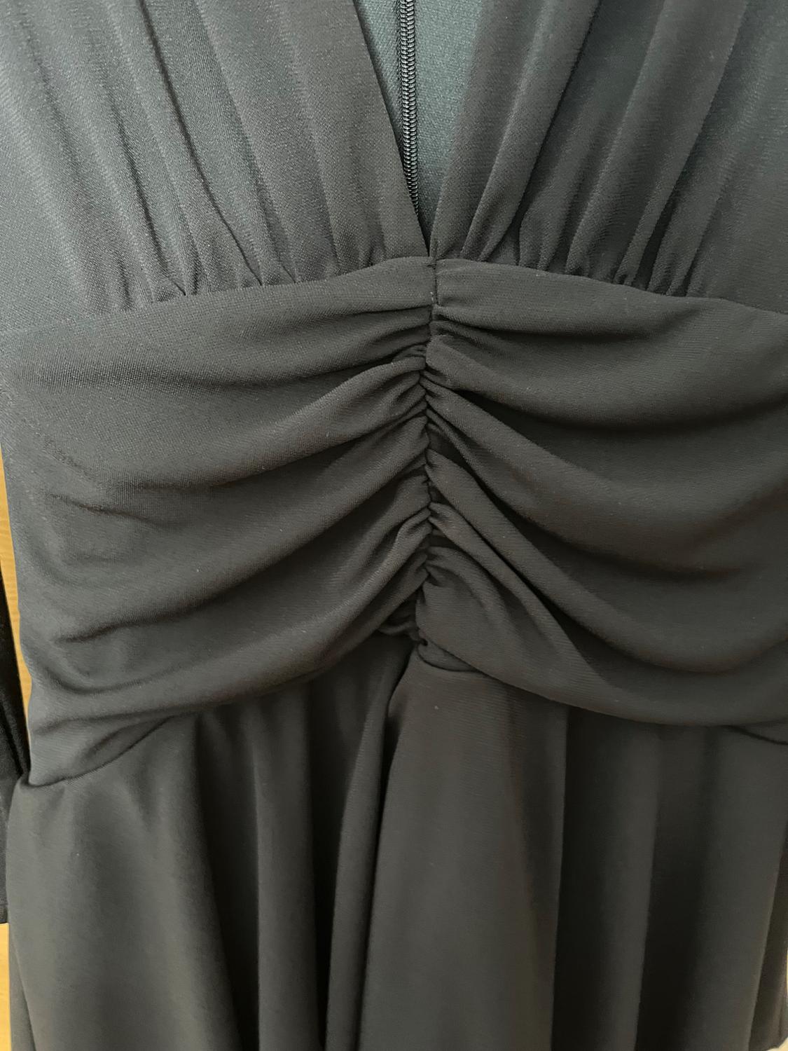 VESTIDO MONO . CON CREMALLERA DETRÁS Y FORRO Y FALDA PANTALÓN - Image 3