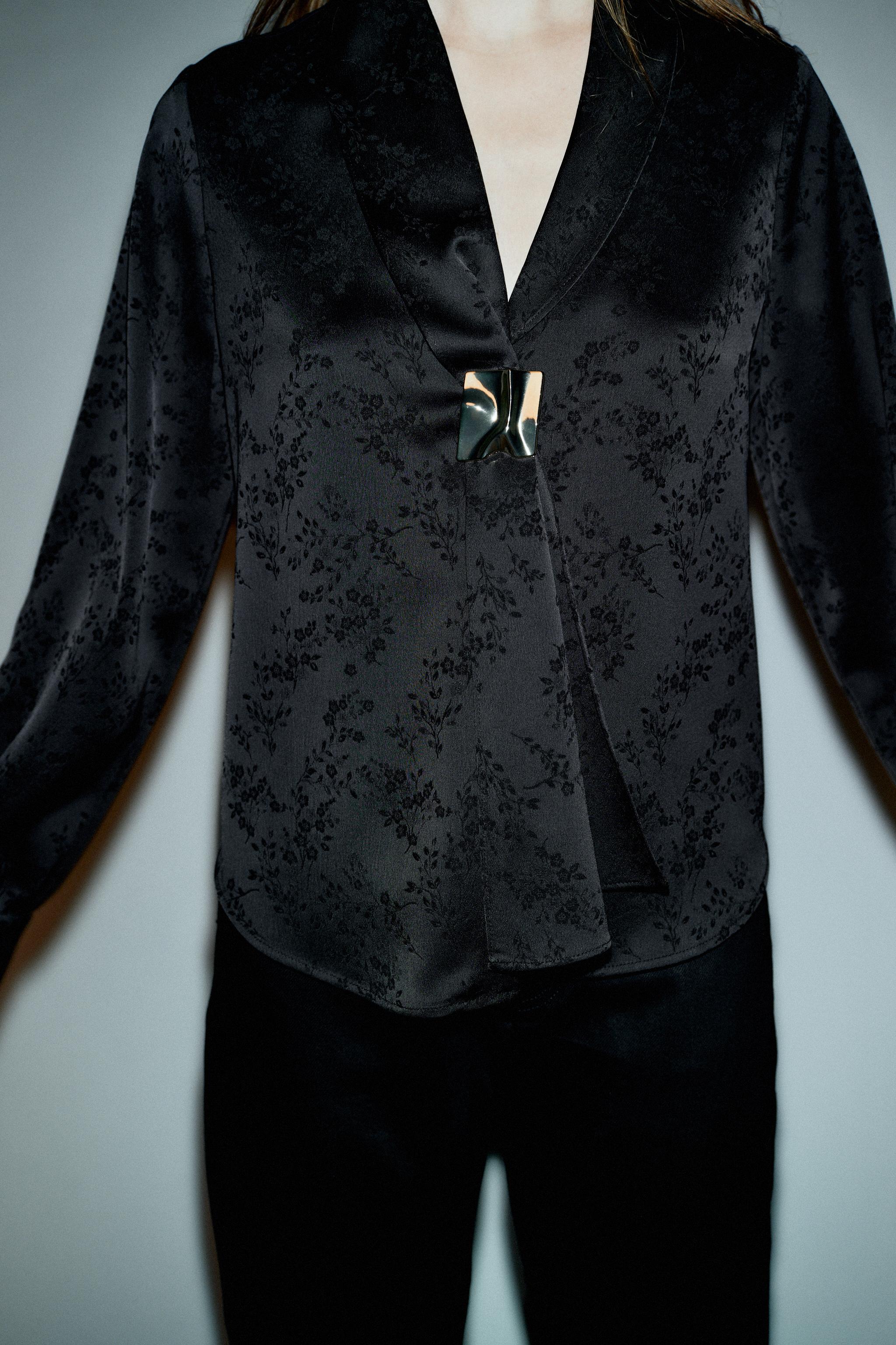 JACQUARD FLORAL SHIRT WITH BROOCH
