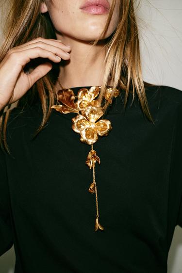 COLLIER DOUBLE MÉTALLIQUE FLEURS - Doré de Zara - Image 1