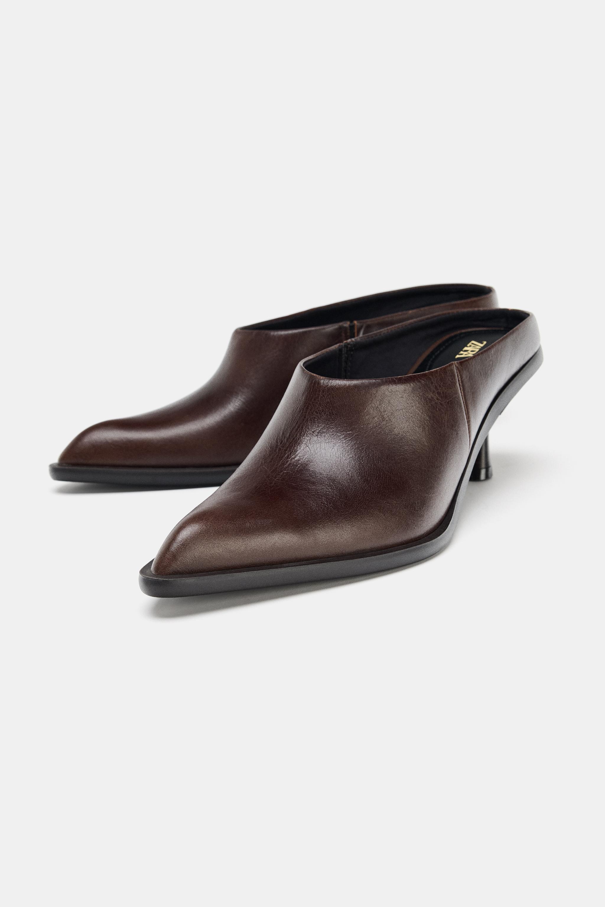 LEATHER TRIM CLOGS