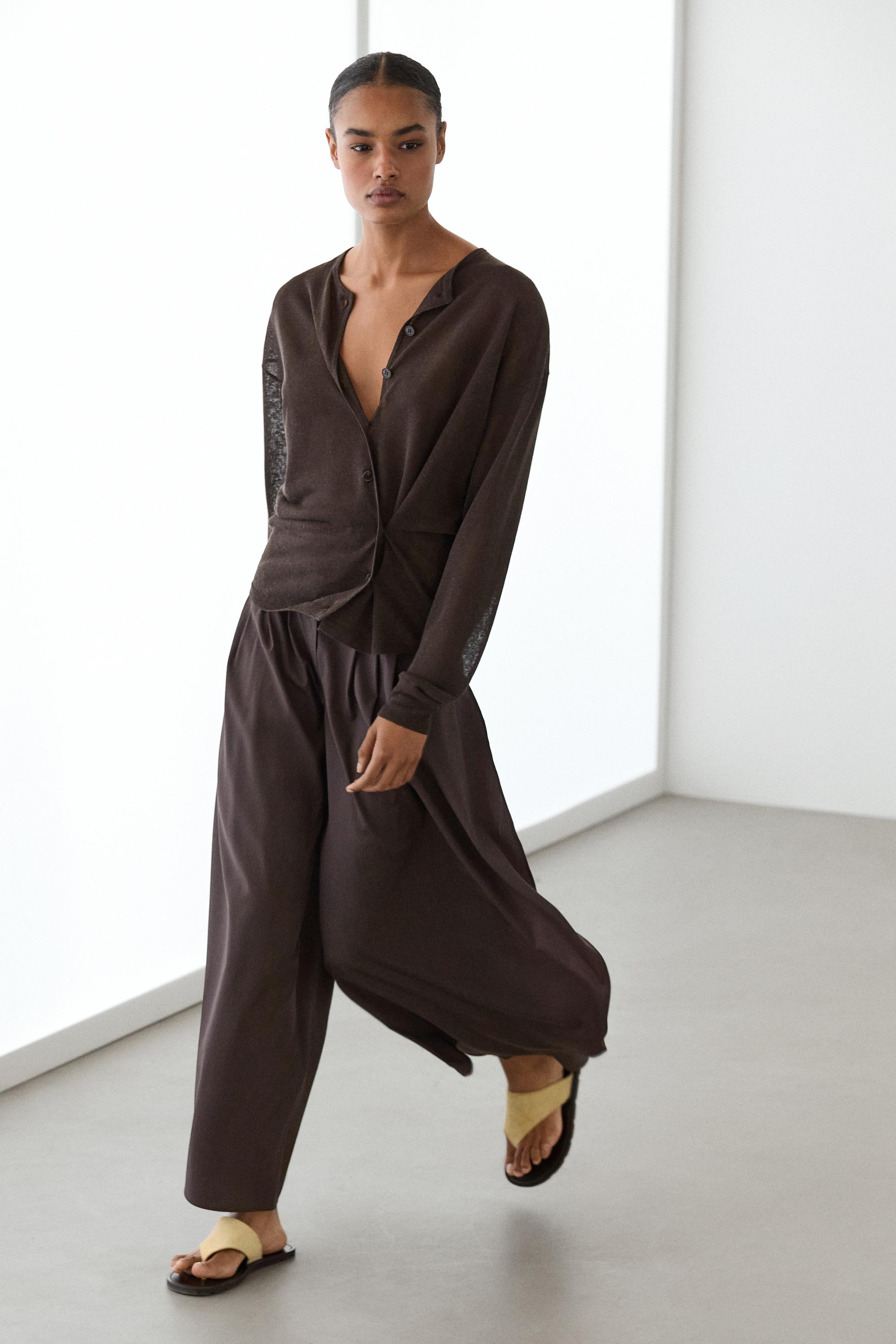 Linen blend cardigan with button detail