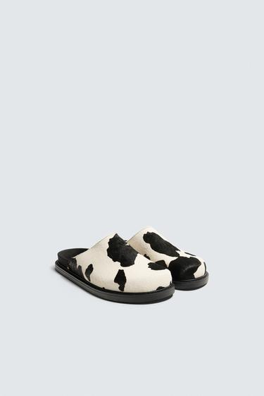 LEATHER AND SHEEPSKIN CLOGS - Multicoloured by Zara