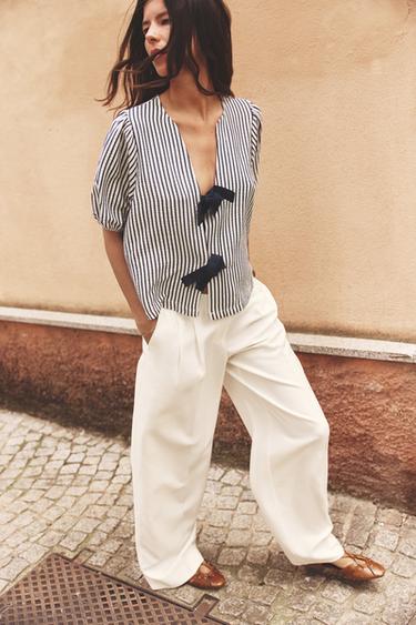 PANTALON LARGE À PINCES - Écru de Zara