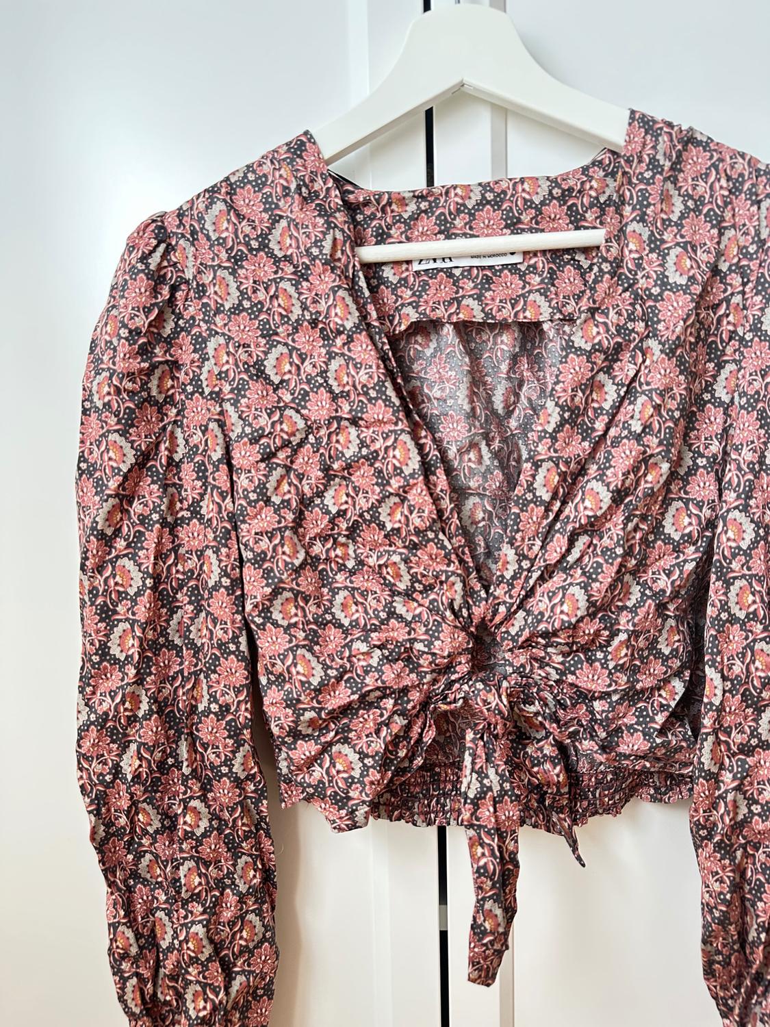 PRINTED BLOUSE WITH KNOT - Image 2