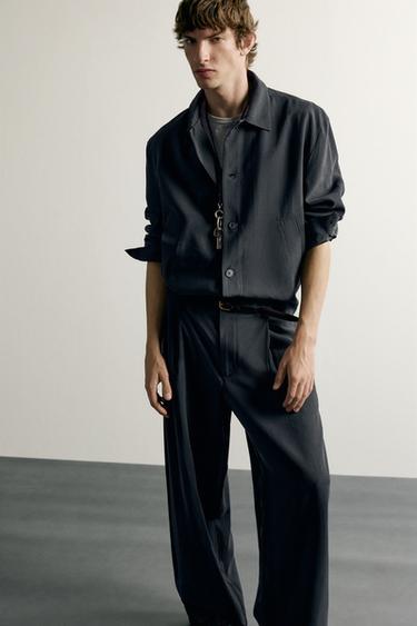 RELAXED FIT FLOWING PLEATED TROUSERS - Black by Zara