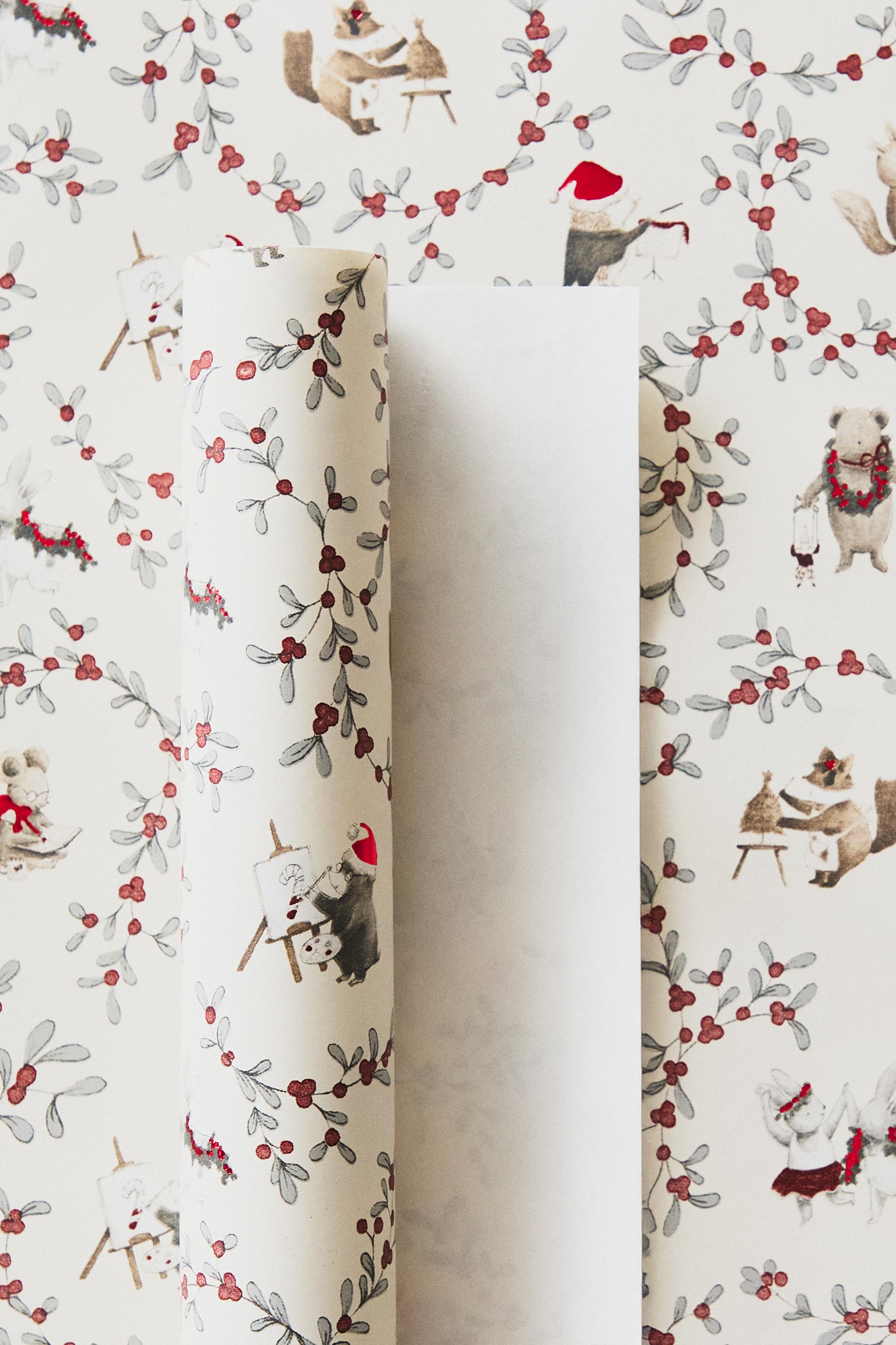 CHRISTMAS ANIMAL GIFT WRAPPING PAPER