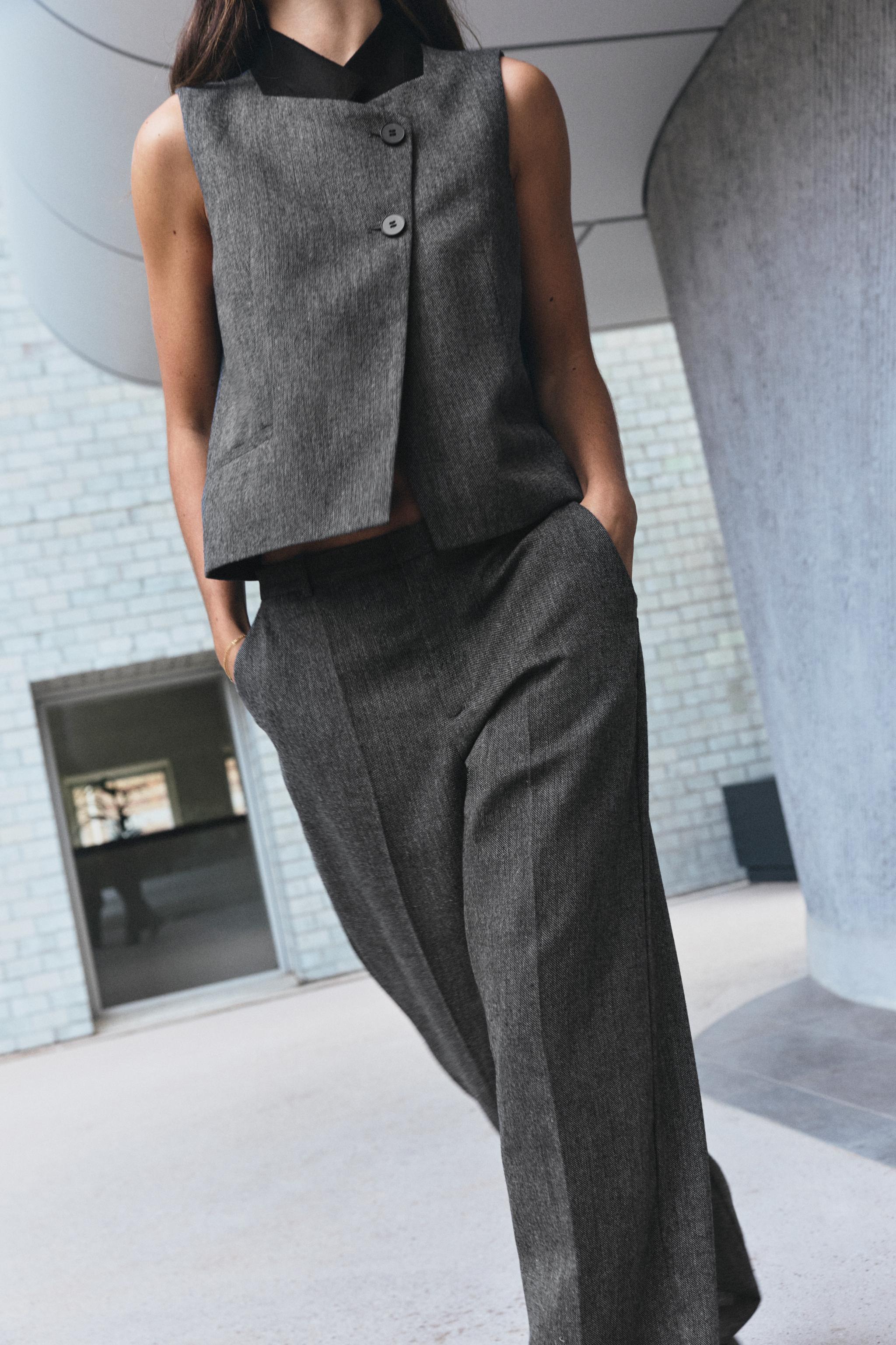 Contrast Collar Vest by Zara