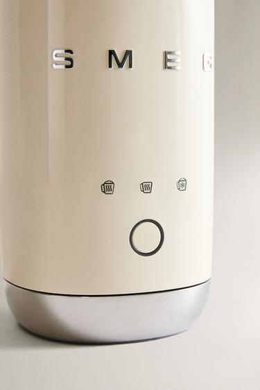 MOUSSEUR À LAIT ÉLECTRIQUE SMEG - Crème de Zara - Image 3