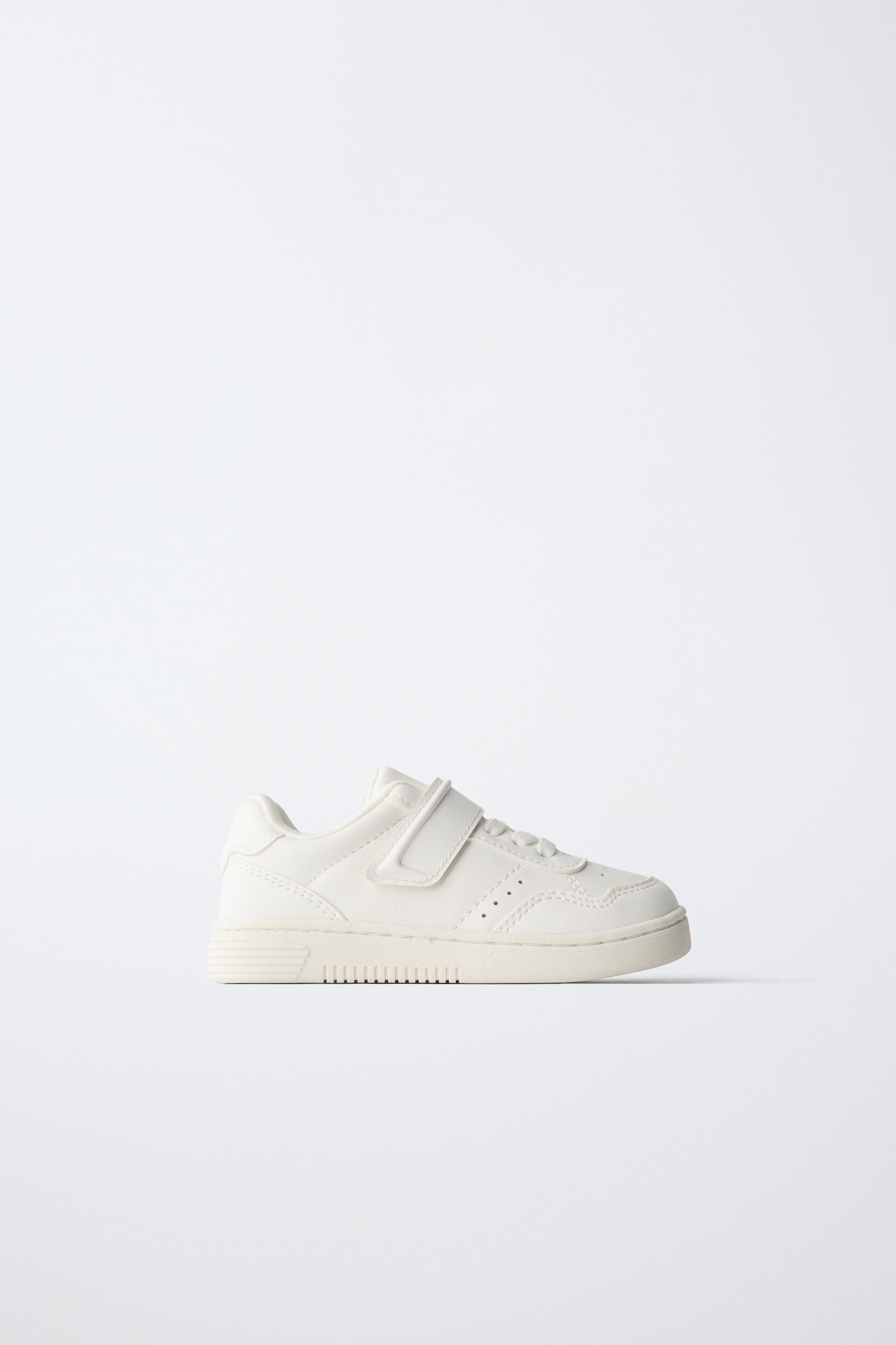 PLIMSOLLS — White