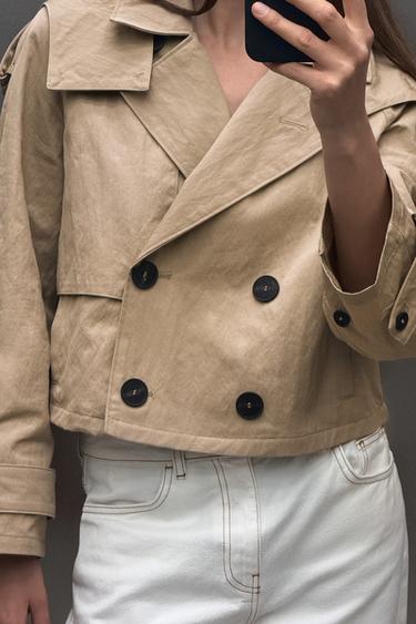 GABARDINA CORTA CAPUCHA EXTRAÍBLE - Camel claro de Zara
